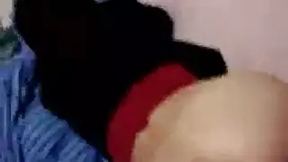 فيديو إباحي للمحرمات العائلية