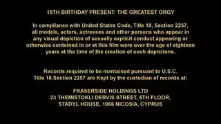 اكساس و اطياز و احلى بنات عاريات و ارجل مرفوعة تريد الزب ينيكها