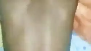 مشاهد سادية مسياجية قاسية بين بنات