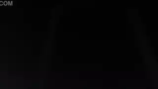 زوجة الديوث تفتح كسها المشعر لإمتاع المالك