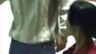 ميلف عربية تتوق لقضيب شاب صلب