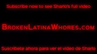 لاتينا ذات العيون الزرقاء تتحمل شرج قاسي ووضع حنجري في اختراق ثلاثي للهواة