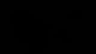 امرأة ناضجة سمراء في جوارب وكعب عالي تُحشى مزدوجة في وضعية راعية البقر العكسية بثلاثي