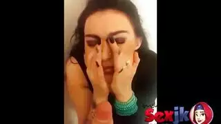 عاهرات أرمينيات تختنق بالسائل المنوي السميك