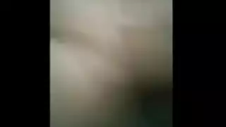 يمر بزازها وينيك