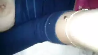 الحرامى بيغتصب البنت في الحمام