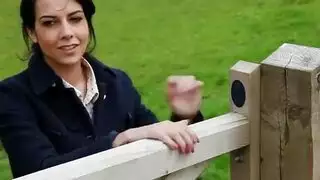 جلسة سكس أشقاء: لقاء مطبخ فوضوي